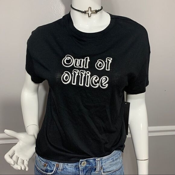 ‎NWT Carbon Copy "Out of Office" black tee - XS - Picture 3 of 8